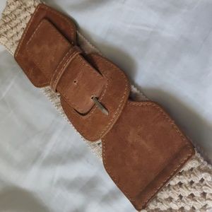 Women's beige and brown waist belt size Small